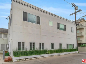 12B Venice Beach Access Stay