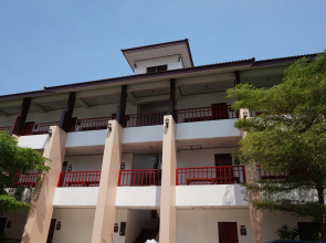 Phanthipha Residence (SHA Extra Plus)