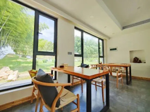 South Hill Bamboo Sea Jiuyue Mountain Lodge (Tianmu Lake Yushui Hot Spring)