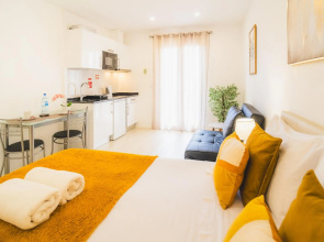 Fernandes House