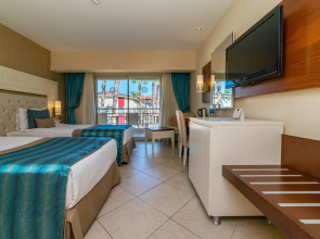 Kamelya Aishen K Club