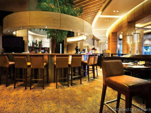 Harbour Plaza Metropolis