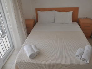 Azalea Apart D1 by Angel Rentals