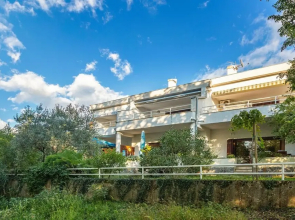 Awesome Home in Njivice With Wifi and 2 Bedrooms