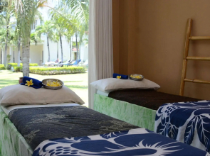 Bali Breezz Hotel