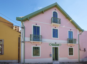 Sintra Green Chalet - Bed & Breakfast