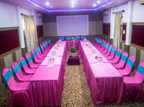 Gautam Hotel