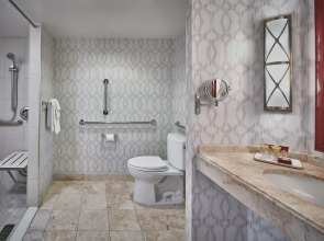 Курорт Paris Las Vegas Resort & Casino