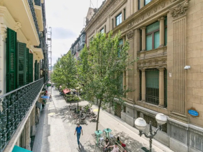 Gran Via 3 by Forever Rentals