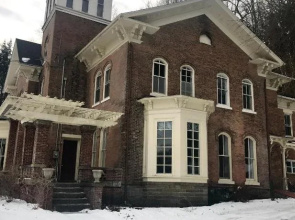 Cook Mansion Bed & Breakfast