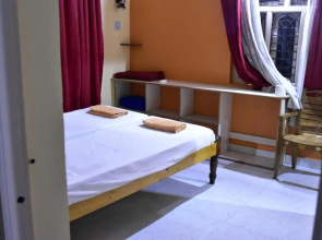 Gopi Guest House