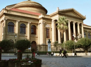 Apartment with One Bedroom in Palermo, with Wonderful City View, Furnished Balcony And Wifi - 7 Km From the Beach
