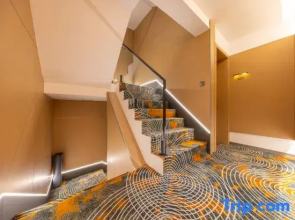 Jiamei Hotel (Lanzhou Nanbinhe Wanda Plaza)