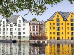 Beautiful Fjord View, High Standard, Fully Equipped