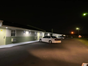 Red Carpet Inn and Suites