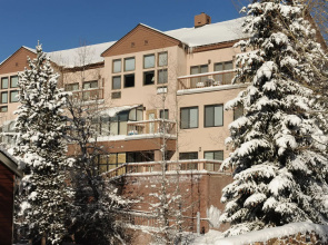 Mountain House Neighborhood by Keystone Resort