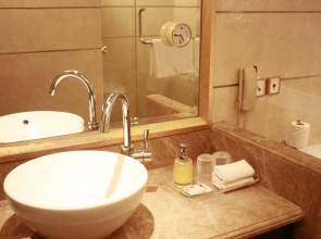 Royal Mediterranean Hotel