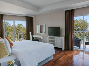 Seapine Beach Golf and Resort Hua Hin