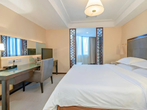 Guangzhou New Century Hotel