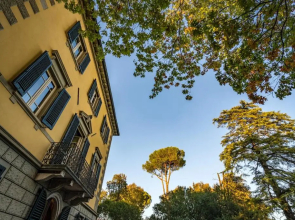 Villa Ines. Un tuffo nell 800 a due passi da Lucca