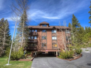 Taste Of Burgundy 1 Bedroom Condo by RedAwning