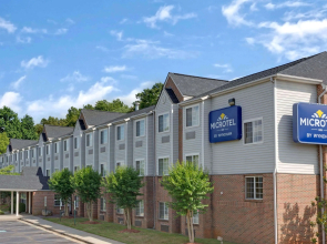 Microtel Inn by Wyndham Charlotte/University Place