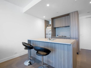 Charming Gem In Center Melbourne