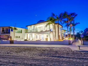 Point Break 3 2 Bedrooms 1.5 Bathroom Condo