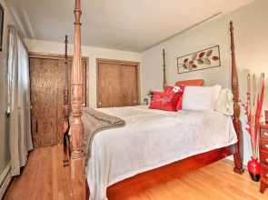 Home w/ Yard & Patio ~ 30 Mi to Downtown Chicago