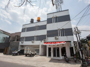 RedDoorz @ Sawojajar