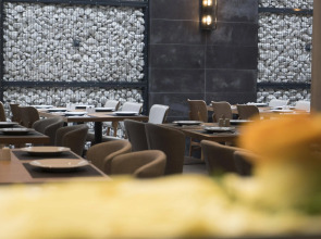 Yuksel Istanbul Yenikapi