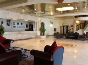 Al Rusayl Hotel