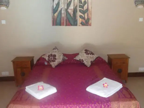 Lovina Beachhouse Villas