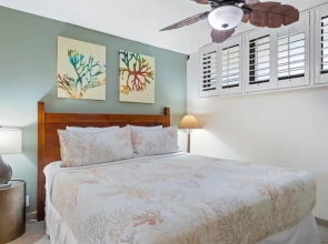Kihei Surfside, #213 1 Bedroom Condo by RedAwning