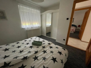 Frankie Holiday Apartment III.