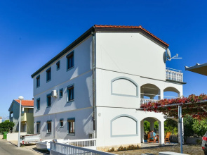 Apartments Gogoljak