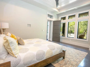 Wake & Roll - Loma Linda Luxury Lakeside Getaway