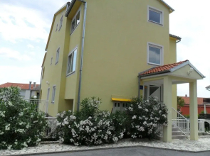 Apartments Dijana & Ivan