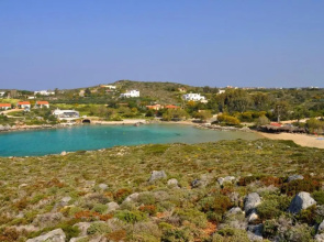 Villa Helen 200m from the beach in Tersanas