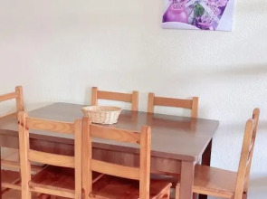 Lake Placid by Confortable