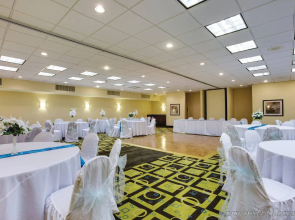 Garner Hotel Glen Burnie BWI Airport Area by IHG