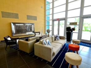 Riviera Apartments at River Oaks Marina