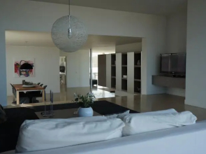 Short Stay Harbour Loft