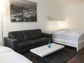 Stunning Modern Apartment with Pocket WiFi
