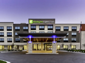 Holiday Inn Express Milwaukee West Allis, An Ihg Hotel
