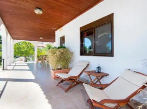 Villas Mina and Studios