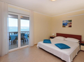 Awesome Home in Mimice With Wifi and 2 Bedrooms