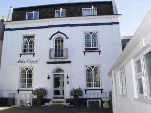 Abbey Court Hotel