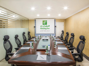 Sunday Hotel Holiday International Dubai