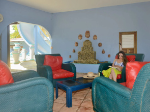 Parrot Cove Lodge